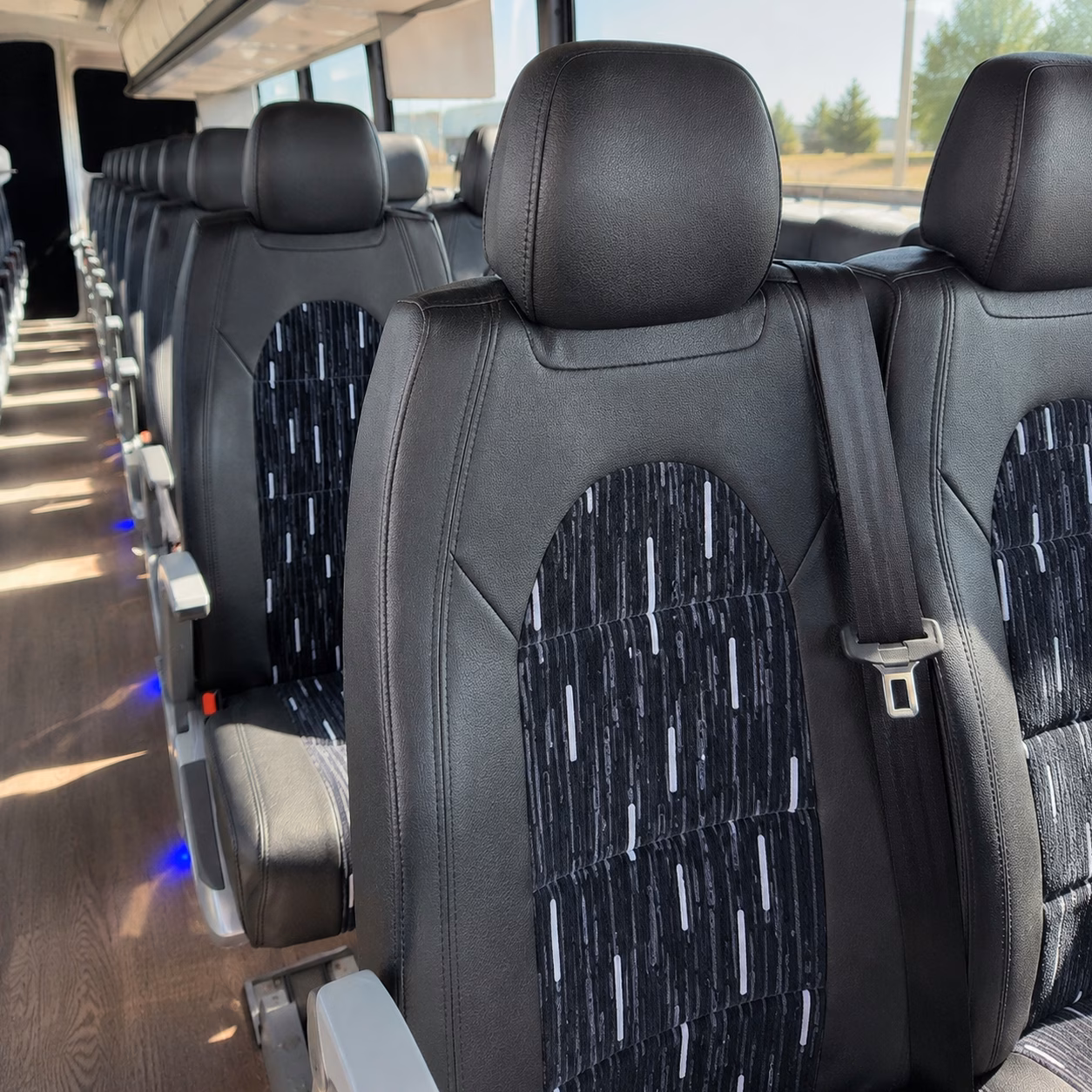 charter bus rentals for lakewood event groups flying out of den