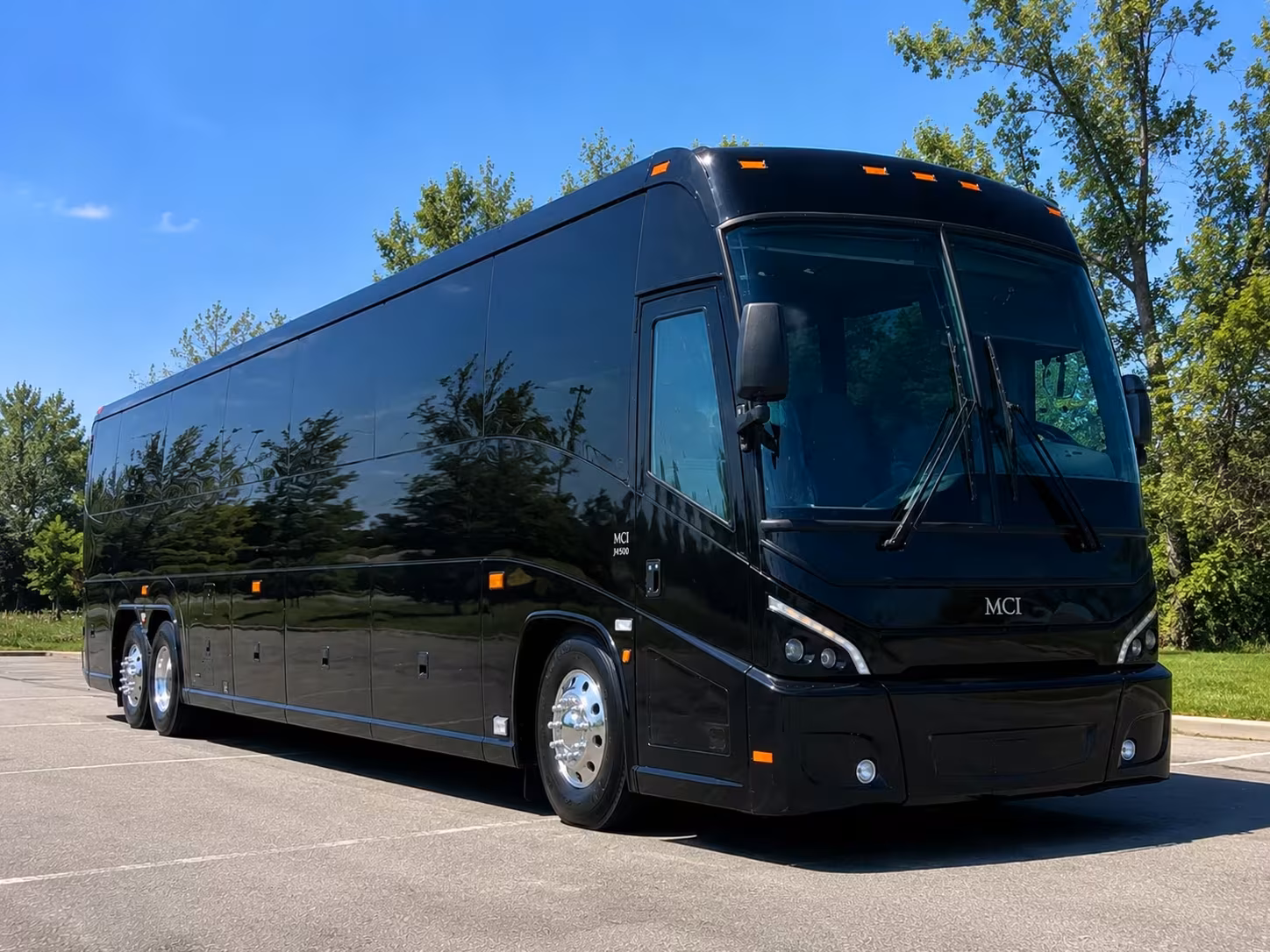 lakewood charter bus rentals for youth sports and tournaments