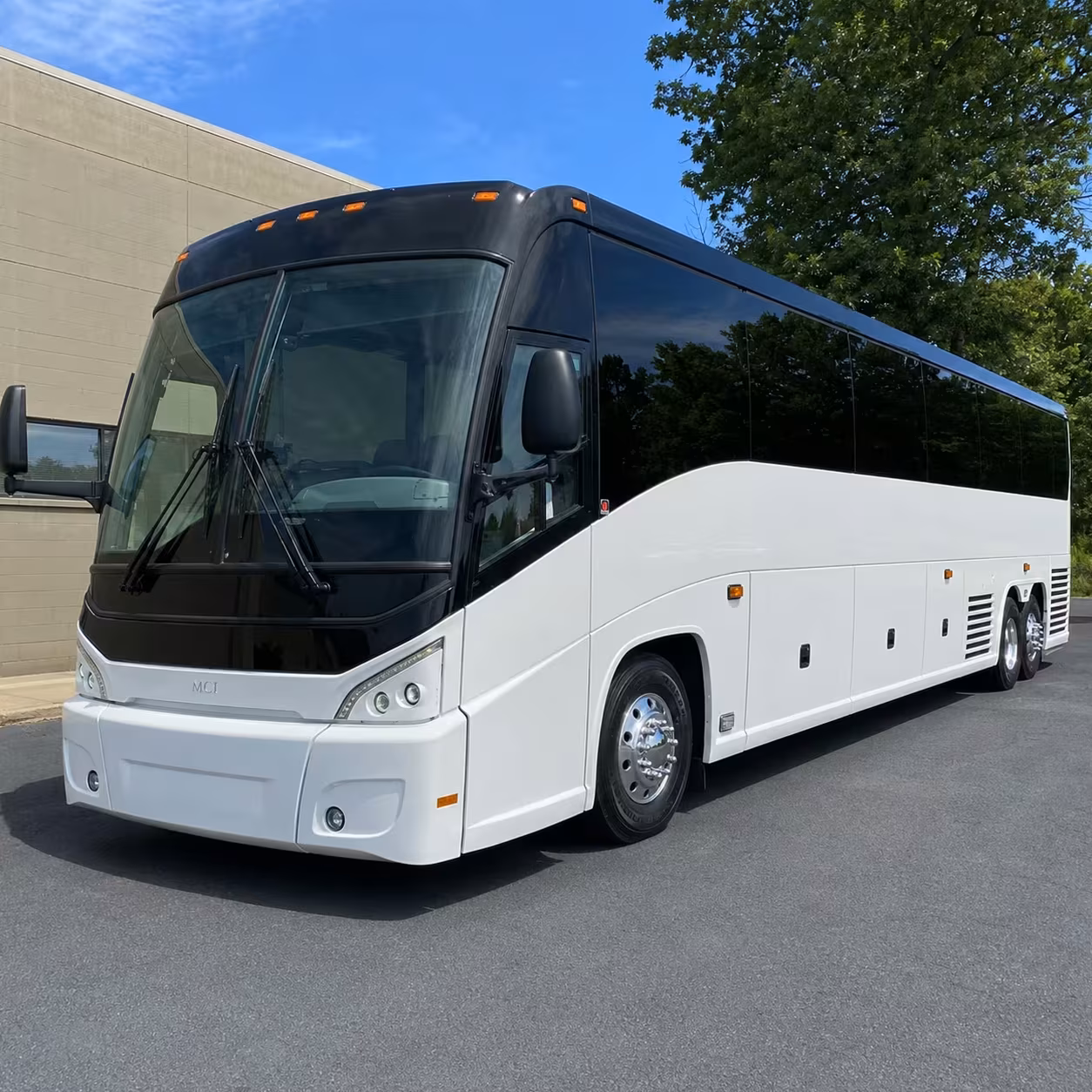 lakewood church shuttle buses for sunday services and events