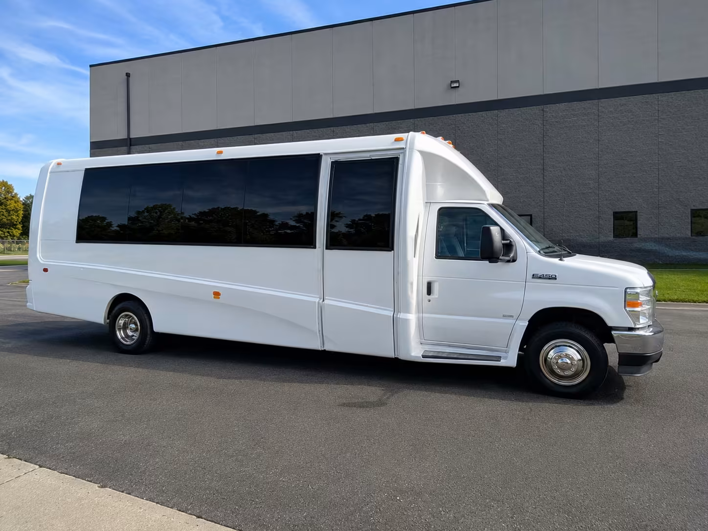 lakewood prom homecoming bus rentals